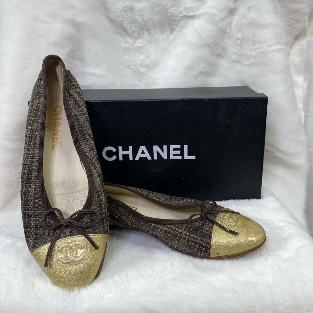 Chanel authentic Interlocking CC Logo Raffia Ballet Flats size 7